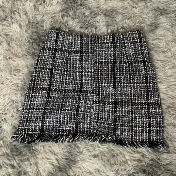 TWEED SKIRT - Picture 2 of 5